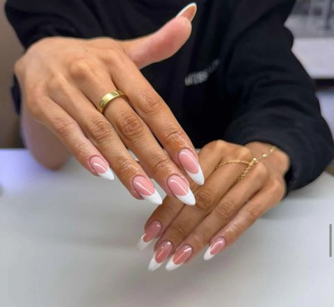 Builder Gel (Minimal Nail Art)